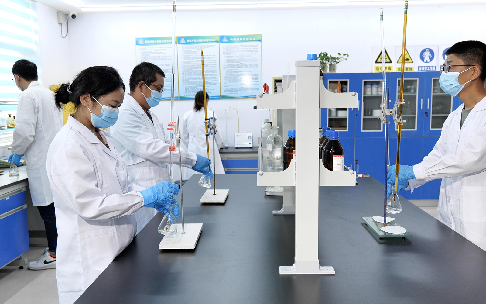 Ambiente de escrit&oacute;rio 2